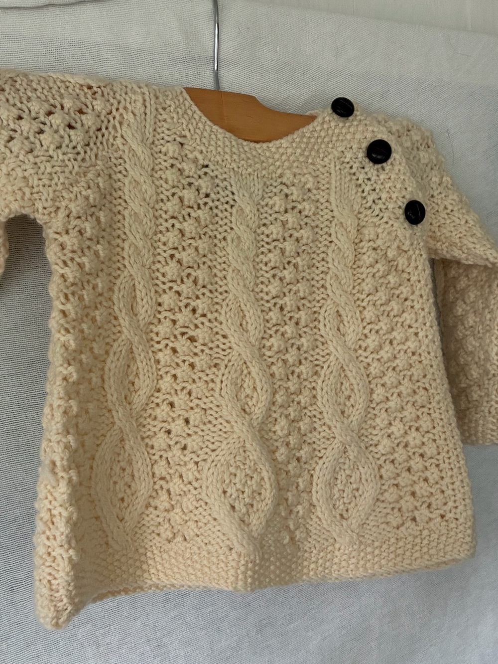 Carrigan Donn 100% Pure New Wool Aran Hooded Fisherman  Sweater Ireland Childs L